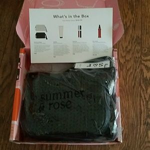 Fabfitfun summer & rose crossbody bag